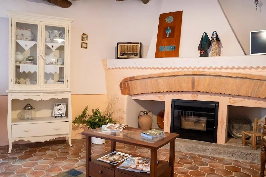 Casa Storica Austis, Sardegna Villa Italië